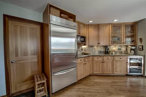 Kitchen - 361 Lakeshore Loop, Blue River, CO 80424 photo 2 of 3