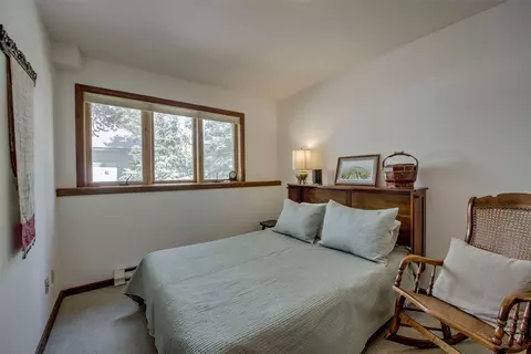 Bedroom - 361 Lakeshore Loop, Blue River, CO 80424 photo 4 of 5