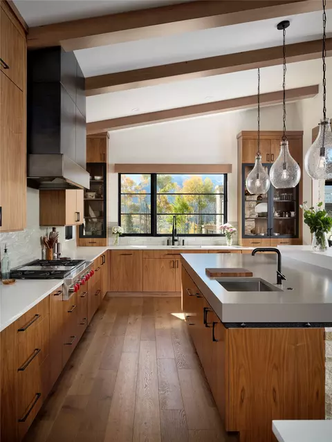 Kitchen - 35 Mayfly Dr, Silverthorne, CO 80498 photo 3 of 8