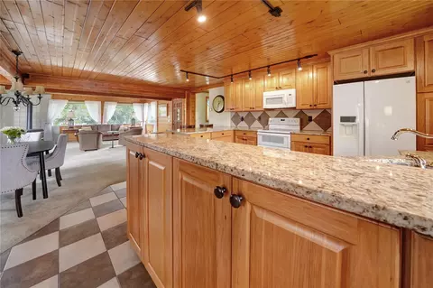 Kitchen - 159 Tenderfoot St, Dillon, CO 80435 photo 2 of 8