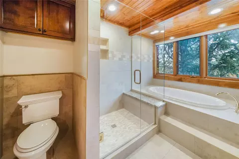 Bath - 159 Tenderfoot St, Dillon, CO 80435 photo 1 of 7