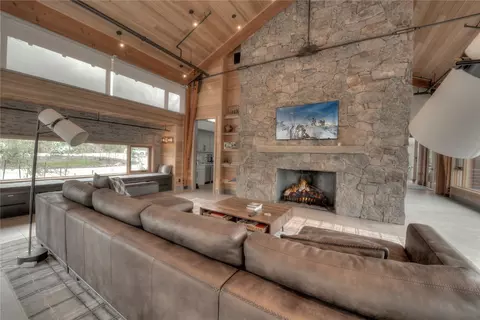 Living - 151 Moss Way, Silverthorne, CO 80498 photo 4 of 4