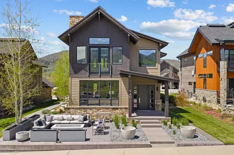 940 Twilight Ln, Steamboat Springs, CO 80487