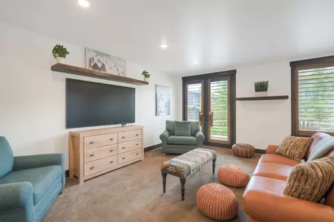 Living - 21 Moss Way, Silverthorne, CO 80498 photo 4 of 5