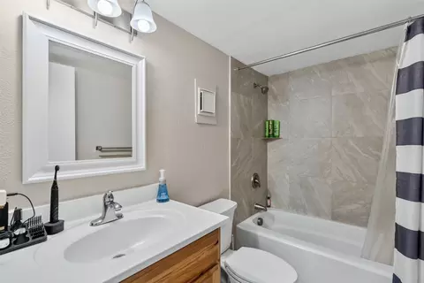 Bath - 8100 Ryan Gulch Rd #106, Silverthorne, CO 80498 photo 2 of 3
