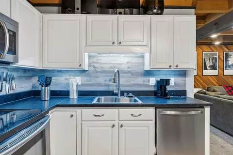 Kitchen - 8100 Ryan Gulch Rd #106, Silverthorne, CO 80498 photo 3 of 4