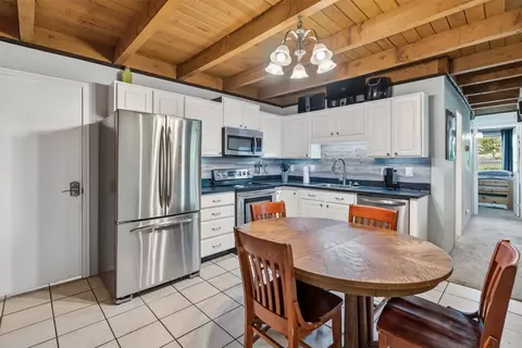 Kitchen - 8100 Ryan Gulch Rd #106, Silverthorne, CO 80498 photo 1 of 4