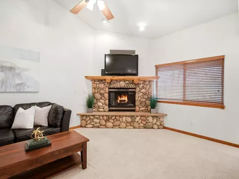 Living - 28 Skyline Dr #1551, Dillon, CO 80435 photo 2 of 4