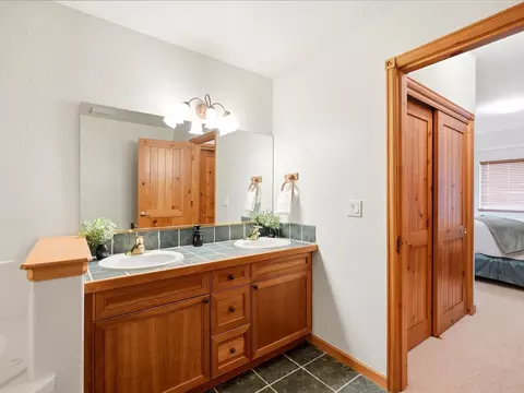 Bath - 28 Skyline Dr #1551, Dillon, CO 80435 photo 4 of 6