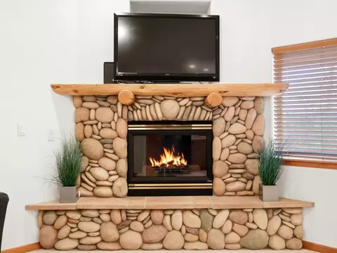 Living - 28 Skyline Dr #1551, Dillon, CO 80435 photo 3 of 4