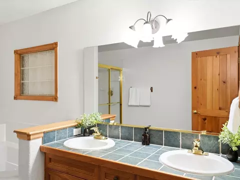 Bath - 28 Skyline Dr #1551, Dillon, CO 80435 photo 3 of 6