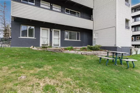Exterior - 370 E La Bonte St #E, Dillon, CO 80435 photo 2 of 2
