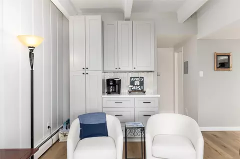 Living - 370 E La Bonte St #E, Dillon, CO 80435 photo 2 of 2