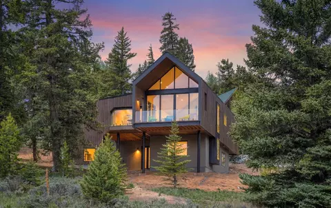 154 Summerwood Dr, Dillon, CO 80435
