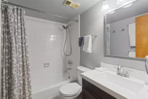 Bath - 800 Copper Rd #305, Copper Mountain, CO 80443 photo 1 of 1