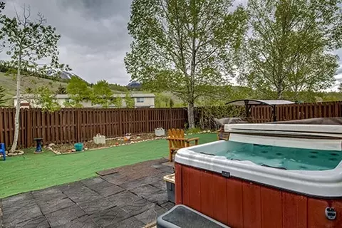Exterior - 400 Brian Ave, Silverthorne, CO 80498 photo 8 of 9