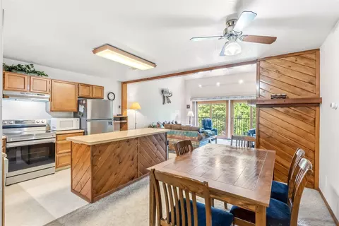 Dining - 10500 Ryan Gulch Rd #J-104, Silverthorne, CO 80498 photo 2 of 2