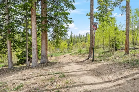 Exterior - 10500 Ryan Gulch Rd #J-104, Silverthorne, CO 80498 photo 4 of 6