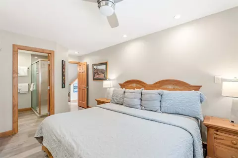 Bedroom - 10500 Ryan Gulch Rd #J-104, Silverthorne, CO 80498 photo 3 of 9