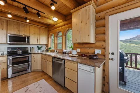 Kitchen - 509 Gcr 281, Kremmling, CO 80459 photo 1 of 5