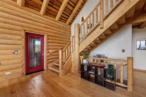 Entry Way - 509 Gcr 281, Kremmling, CO 80459 photo 3 of 4