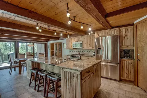 62 Salt Lick Cir #62, Silverthorne, CO 80498
