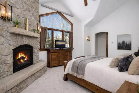 4936 Juniper Ln, Vail, CO 81657 photo 9