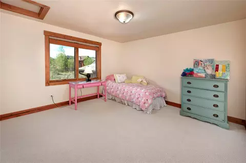 Bedroom - 34 Snow Peak Ct, Dillon, CO 80435 photo 8 of 9