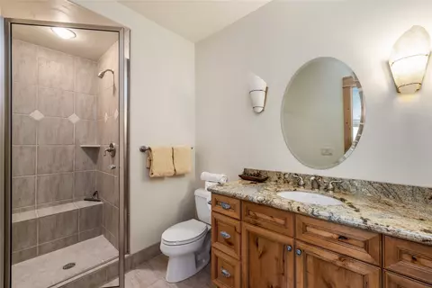 Bath - 196 Marks Ln, Breckenridge, CO 80424 photo 5 of 7