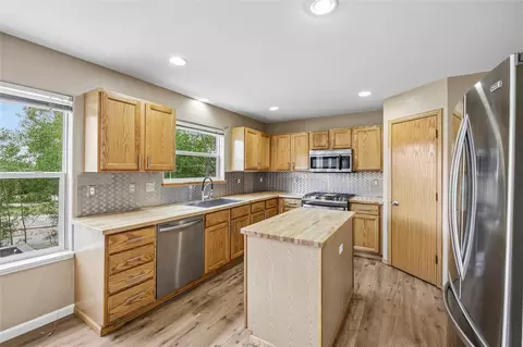 Kitchen - 171 Buffalo Dr, Silverthorne, CO 80498 photo 1 of 5