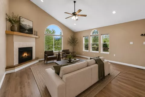 Living - 171 Buffalo Dr, Silverthorne, CO 80498 photo 3 of 8