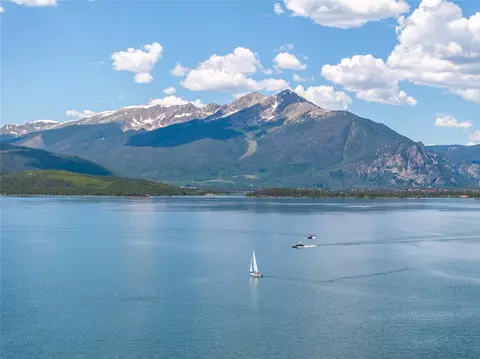 View/Area - 240 Lake Dillon Dr #321, Dillon, CO 80435 photo 2 of 12