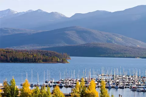 View/Area - 240 Lake Dillon Dr #321, Dillon, CO 80435 photo 5 of 12