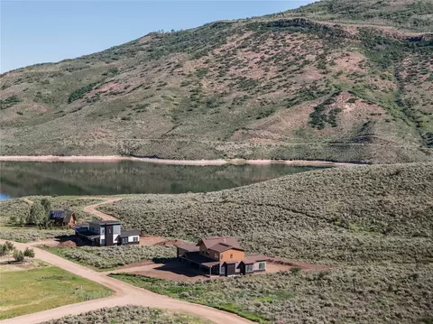 24650 Arapahoe Rd, Oak Creek, CO 80467