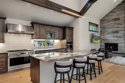 Kitchen - 87 Independence Ln, Keystone, CO 80435 photo 3 of 4