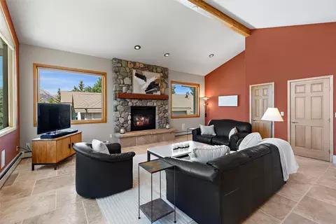 Living - 453 Ensign Dr, Dillon, CO 80435 photo 3 of 7