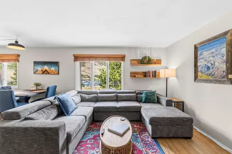 Living - 240 E La Bonte St #24, Dillon, CO 80435 photo 3 of 4