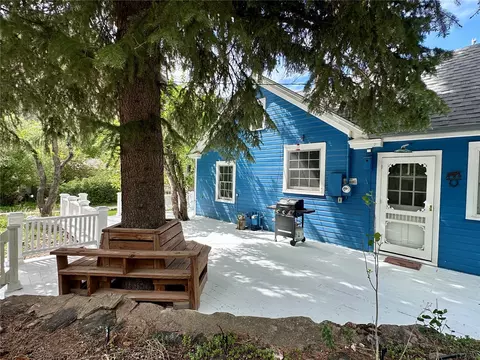 Exterior - 902 Main St, Georgetown, CO 80444 photo 4 of 9