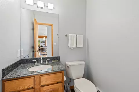 Bath - 1139 Emerald Rd, Silverthorne, CO 80498 photo 3 of 4