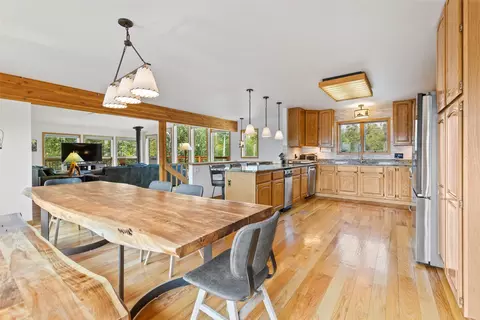 Dining - 1139 Emerald Rd, Silverthorne, CO 80498 photo 4 of 5