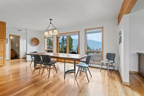 Dining - 1139 Emerald Rd, Silverthorne, CO 80498 photo 2 of 5