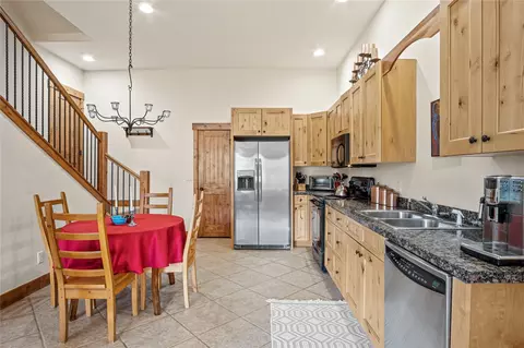Kitchen - 314 Coronet Dr, Blue River, CO 80424 photo 6 of 7
