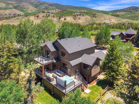 1528 Legend Lake Cir, Silverthorne, CO 80498