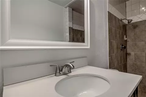 Bath - 175 Pine Dr, Frisco, CO 80443 photo 5 of 7