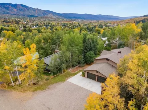 1141 Thornburg St, Steamboat Springs, CO 80487