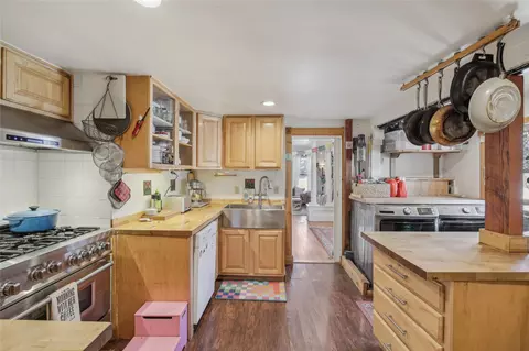 Kitchen - 114 N French St, Breckenridge, CO 80424 photo 1 of 1