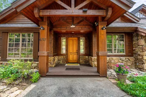 Exterior - 637 White Cloud Dr, Breckenridge, CO 80424 photo 6 of 15