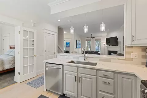 Kitchen - 304 N Main St #H1, Breckenridge, CO 80424 photo 4 of 4