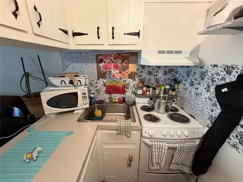Kitchen - 330 E La Bonte St #2, Dillon, CO 80435 photo 1 of 3