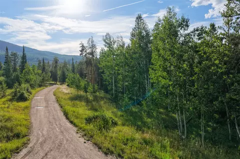 33255 Filly Trl, Oak Creek, CO 80467